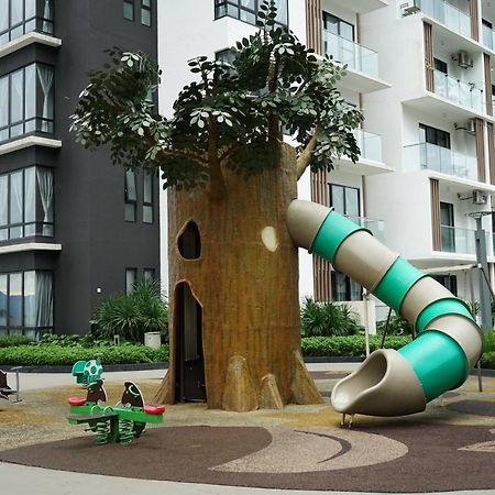Friends & Family Apartment At Midhill Genting 8Pax Free Wifi Гентинг Хайлендс Екстериор снимка