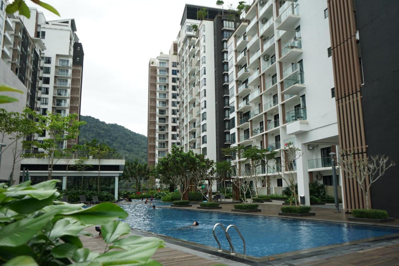 Friends & Family Apartment At Midhill Genting 8Pax Free Wifi Гентинг Хайлендс Екстериор снимка